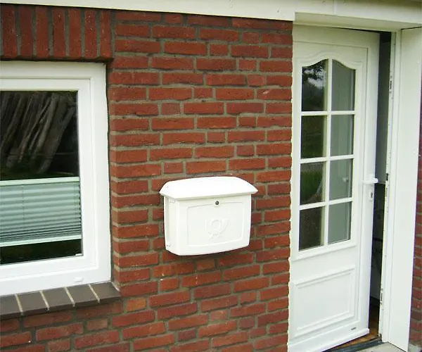 Ferienhaus-spatzenvilla 度假居 *